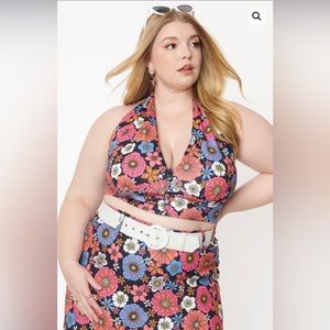 Smak Parlour Plus Size Black & Purple Retro Floral Feelin Groovy Crop Top